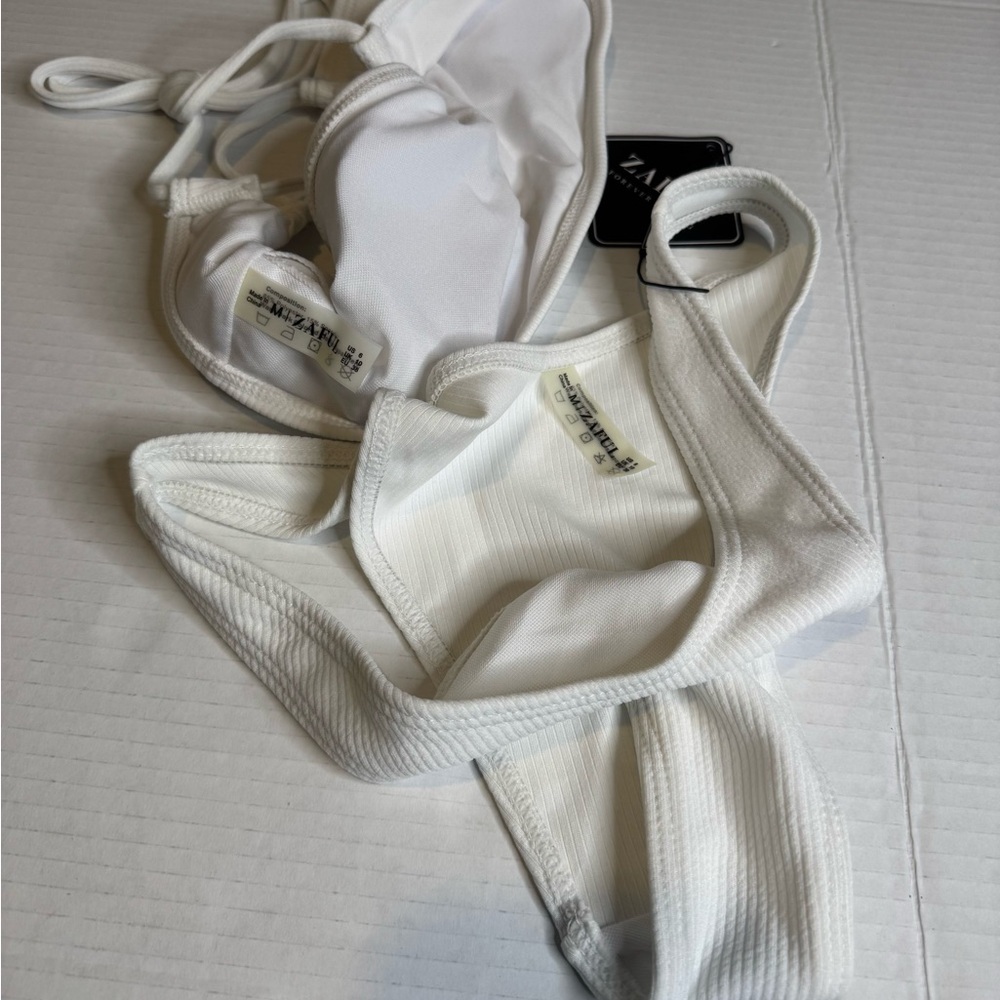 Zaful Ivory Ribbed Swimwear - Picture 6 of 11